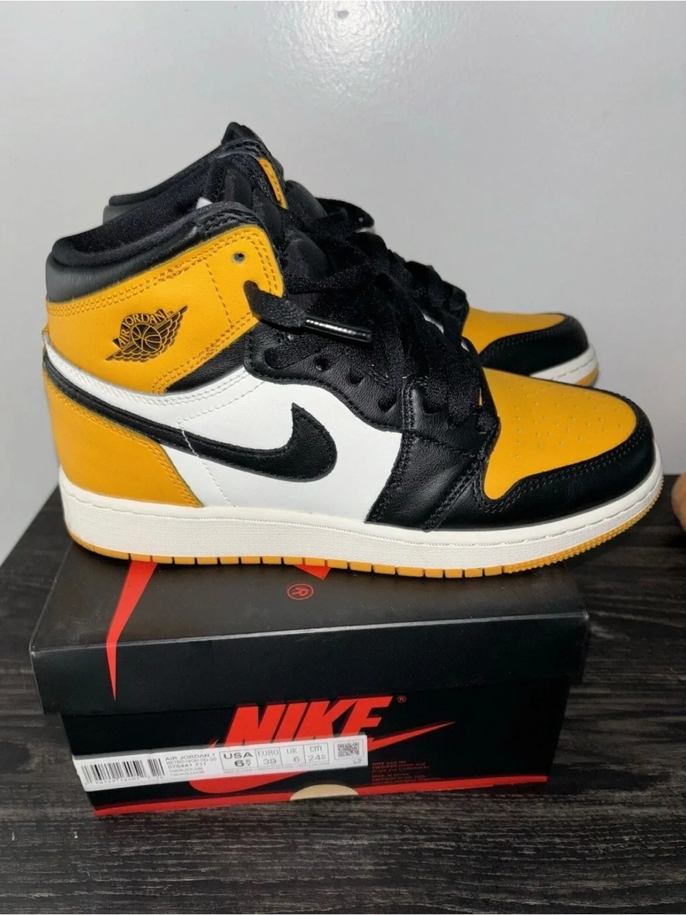 Nike Kids' Air Jordan 1 Mid - Black White Yellow